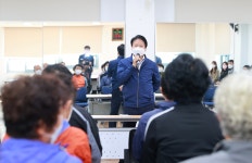 벽진면문화센터 탁구장 개강식 성주군청 > 성주소개 > 군정홍보 > 성주군 새소식 보기 다함께! 힘찬 새성주, 재무과