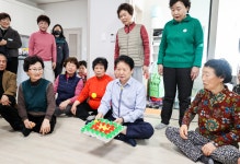 스마트경로당 프로그램 방문 성주군 새소식 보기 > 군정홍보 > 성주소개 > 성주군청 성주군청