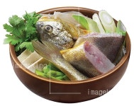 조기찌개 > 음식 | 이미지 사용조건이 까다롭지 않은 요리사진 100만컷