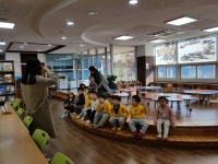 이화유치원 견학왔어요 | 작은도서관