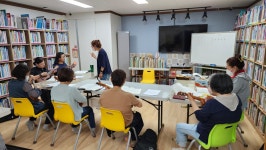 우쿨렐레와 함께~알로하! | 작은도서관