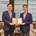 서울대학교 환경대학원 홍종호 교수, 교육 연구를 위한 장학금 쾌척 - 서울대뉴스 - 뉴스 - 서울대 소식 -...