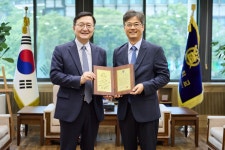 서울대학교  ‘후학을 위한 따뜻한 응원’  보건대학원 고광표 교수, 나눔의 실천으로 인재 육성 후원 - 서울대뉴스 - 뉴스 - 서울대 소식... 