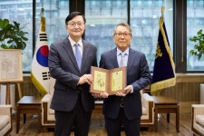 발전재단, 공대 이광우 동문 20억원 기부 - 보도자료 - 뉴스 - 서울대 소식 - 서울대학교