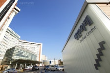 대한외래 출입구(2) | 병원 전경 | 갤러리 | 병원소개 | 서울대학교병원