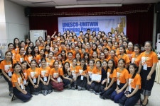 Asia Pacific Women’s Information Network Center (APWINC) practices ICT and leadership education in universities in Laos... 