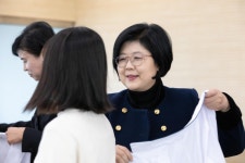 2024 약학대학 화이트 코트 세리머니 참석 | 숙명여자대학교(국문)