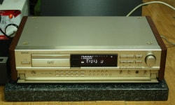 소리전자 - 데논 유일 DAT DENON DTR-2G