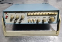 Tektronix CFG250 2MHz FUNCTION GENERATOR - 계측기-장터 - 소리전자
