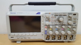 DPO2024B 텍트로닉스 중고오실로스코프 판매 - 계측기-장터 - 소리전자