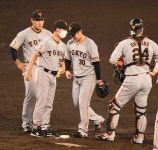 巨人　阪神戦“楽勝ムード”が一転…守備の乱れから6―6の同点　メルセデス8勝目はお預けに - スポニチ Sponichi Annex 野球
