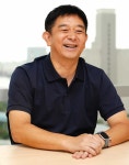 質問に笑顔で答えるフジテレビ伊藤アナ（撮影・木村　揚輔） ― スポニチ Sponichi Annex 芸能... 