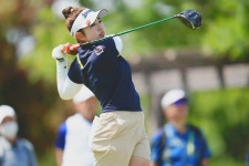 山下美夢有が2週連続V王手！通算17アンダーで単独首位「ピンチはあまりなかった」佐久間朱莉が1差2位 - スポニチ Sponichi Annex... 