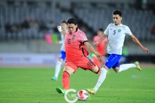 현장포토 – 스포츠니어스 220926하나은행 초청 올림픽 축구국가대표팀 친선경기 대한민국 vs 우즈베키스탄