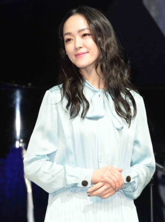 김윤아 