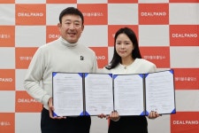 딜팡, 고덕호 프로 전속 모델 계약 체결 “세계적인 교습가와 함께” | 스포츠 월드 딜팡, 고덕호 프로 전속 모델 계약 체결 “세계적인 교습가와... 
