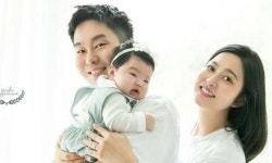 박세영♥곽정욱, 가족사진 최초 공개…“구별이 벌써 200일 다가와” | 스포츠 월드 박세영♥곽정욱, 가족사진 최초 공개…“구별이 벌써... 