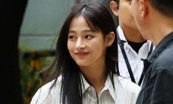 ‘다니엘과 계약해지’ 민지만 남았다...뉴진스 4인 체제로 재기할까 | 스포츠 월드 ‘다니엘과 계약해지’ 민지만 남았다...뉴진스 4인 체제로... 