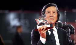 이창동 감독 “‘가능한 사랑’ 은사자상 수상 기뻐…소통과 공감 기대” [일문일답] | 스포츠 월드 이창동 감독 “‘가능한 사랑’ 은사자상... 