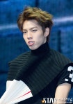 [스타포토UP]인피니트H 동우 여성팬들 심쿵시키는 강렬한 눈빛... com ≪스타저널≫ [스타포토UP]인피니트H 동우 여성팬들 심쿵시키는... 