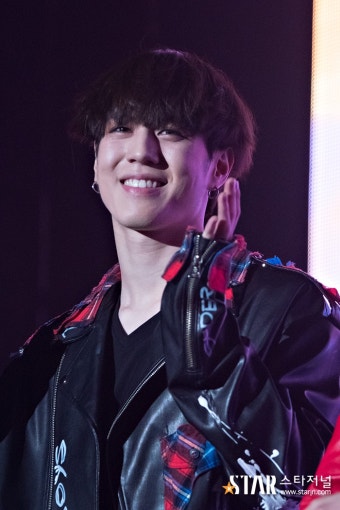 [스타포토] 갓세븐(GOT7) 유겸, 여러분께 행복 전해드려요:스타저널 #www.starjn.com ≪스타저널≫ [스타포토] 갓세븐(GOT7) 유겸, 여러분께...