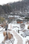 수목원 명소(상세) : 영흥수목원 > 수목원이야기 > 수목원 명소 눈내린 정조효원