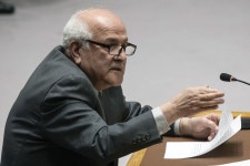 Switzerland abstains from vote to grant Palestine full UN membership  - SWI swissinfo.ch