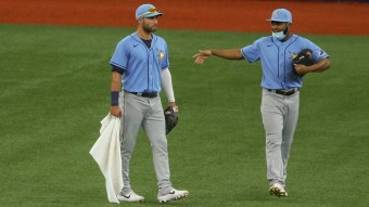 Rays think outside the box with five infielders, two outfielders