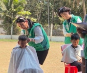 미담장 토탈뷰티, 이미용 봉사로 라오스 마음 사로잡다