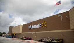 Walmart workers say ‘we’re not essential, we’re sacrificial’ as they blast lack of coronavirus PPE – The Sun | The Sun... 