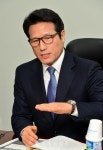 정병국 바른정당 대표 "황교안 대통령 권한대행 , 대권행보하니 국가비상사태 초래"