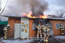 [세계로컬핫뉴스] 남동소방서, 운연동 기숙사 건물 화재 신속히 진압!!