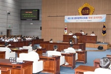 광주시의회, 무등중학교와 함께 제68회 학생 모의의회 개최
