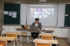 박종훈 교육감, 원격수업 시범학교 방문 점검