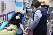 [세계로컬핫뉴스] 수원시 팔달구, 사랑의 헌혈 운동 동참