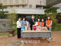 [세계로컬핫뉴스] 창평 같이&가치봉사단, 어버이날 맞아 카네이션 전달