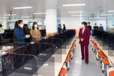 강은희 대구교육감, 신설학교 급식 방역 및 준비상황 현장점검