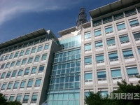 여론조사 휴대전화 대리점, A익산시장 예비후보에 1200개 제공