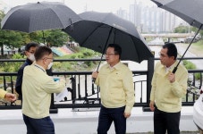 박희조 동구청장, 대동천 하상주차장 긴급 현장 점검