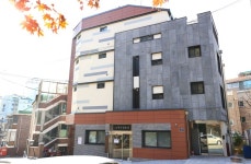 동작구, 안전손잡이 설치로 경로당 안전사고 예방