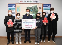 완주군 봉동읍 청완초 학생들, 바자회 수익금 기부