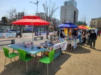 군산 구)시청광장 도시재생 광장마켓 열린다.