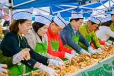 용문역 일원에서 개최된 제13회 양평 용문산 산나물축제 2부 성료
