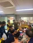 세교동 경기행복마을관리소 마을지킴이 우산 수리 실습교육