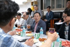 최민호 시장, 전의면으로 1박2일 현장 소통 나서