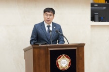 용인특례시의회 임현수 의원, 신갈동, 영덕1‧2동 등 기흥구의 공사 중인 주민숙원사업들의 진행 상황에 관해 시정질문