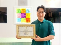 김도현 안양시의원, 인도네시아 바우바우시 시장 감사패 수상
