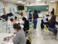 조남초등학교 교직원, 학생, 학부모와 함께 “소통과 신뢰 회복을 위한... 연수”실시 조남초등학교 교직원, 학생, 학부모와 함께  “소통과 신뢰... 