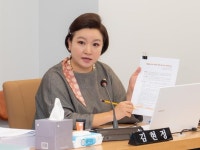 강남구의회 김현정 의원, 강남구청장 동행한 ‘빈손 미국출장’ 지적