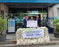 안영동하나로마트·친환경농산물자조금협회, 친환경 백미 기탁